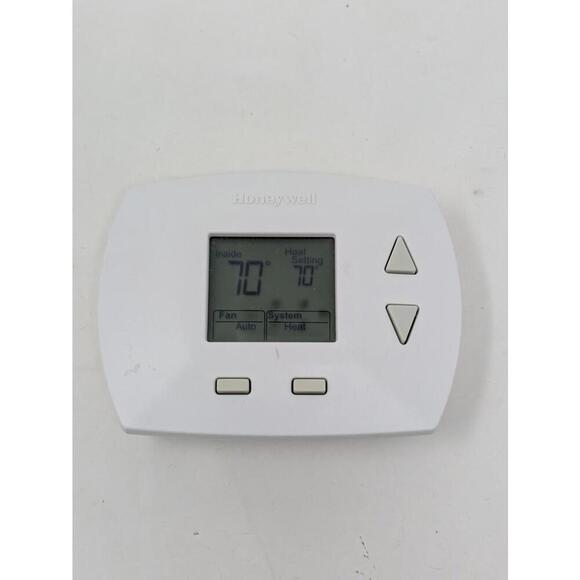 Honeywell RTH5100B Digital Non-Programmable Thermostat-Tested - Picture 1 of 4